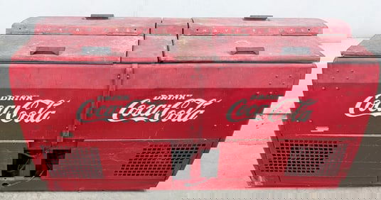 Vintage Unrestored Coca-Cola Westinghouse WD22 Commercial Chest Cooler