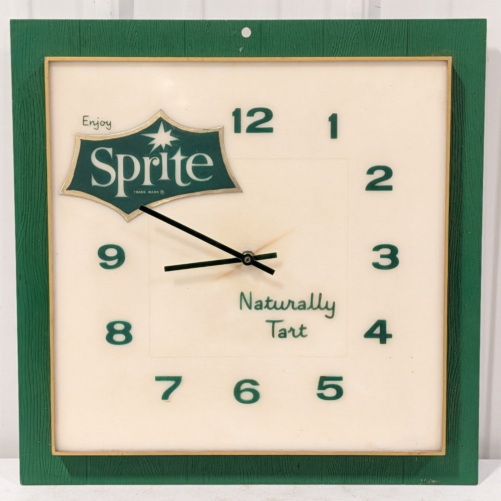 Vintage Sprite Soda Advertising Plastic Clock (1 of 8)