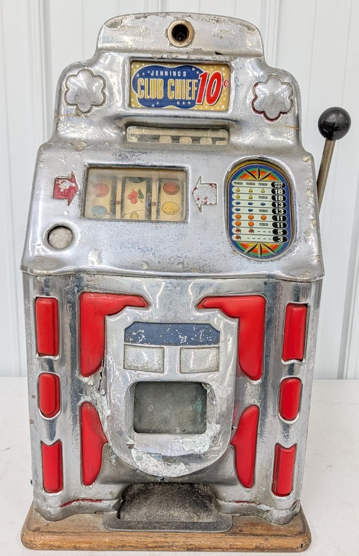 Jennings 10 Cent Club Chief 3-Reel Slot Machine (1 of 9)
