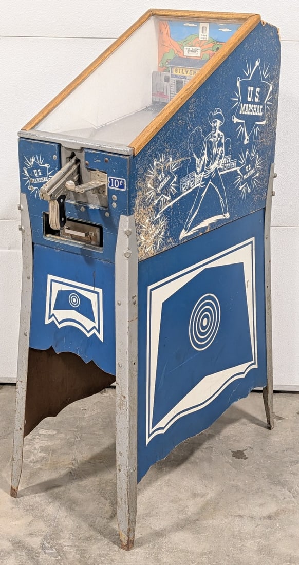 Vintage Coin Op US Marshall Arcade Shooting Gallery: Vintage coin operated 10¢ US Marshall arcade shooting gallery game. Fair cosmetic condition with paint loss, damage to particle wood body, missing front door, and other wear from use and age. When ac