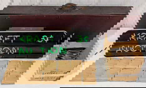 Vintage Selectric Neon Interchangeable Countertop Neon Sign w/ Case & Letters