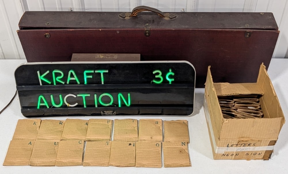 Vintage Selectric Neon Interchangeable Countertop Neon Sign w/ Case & Letters (1 of 17)