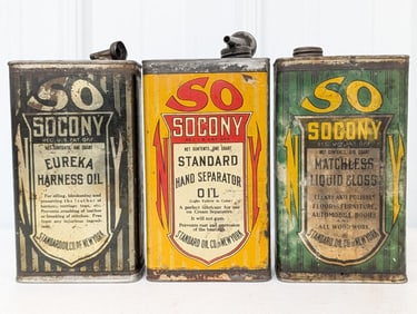 (3) Early SOCONY Standard Oil New York One Quart Cans