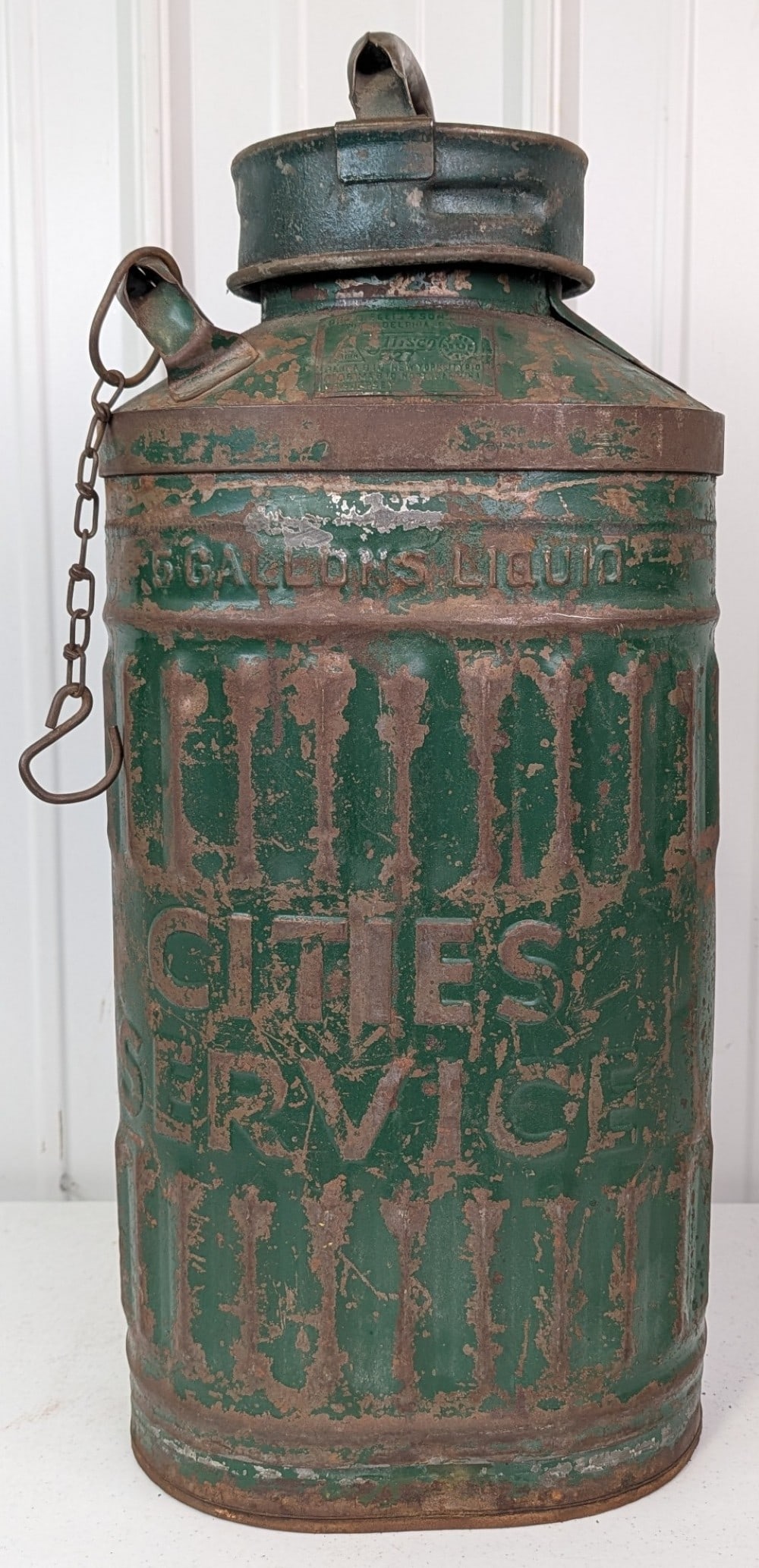 Vintage Cities Service Embossed 5 Gallon Gas / Oil Can By Ellisco (1 of 9)