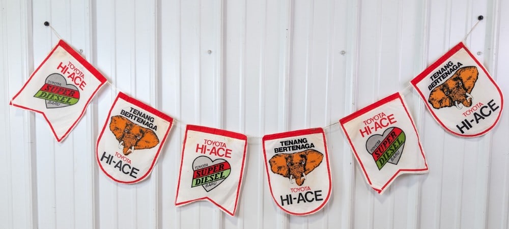 6ft Vintage Toyota Hi-Ace Super Diesel Van Dealership Cloth Banner w/ Elephant Graphics (1 of 7)