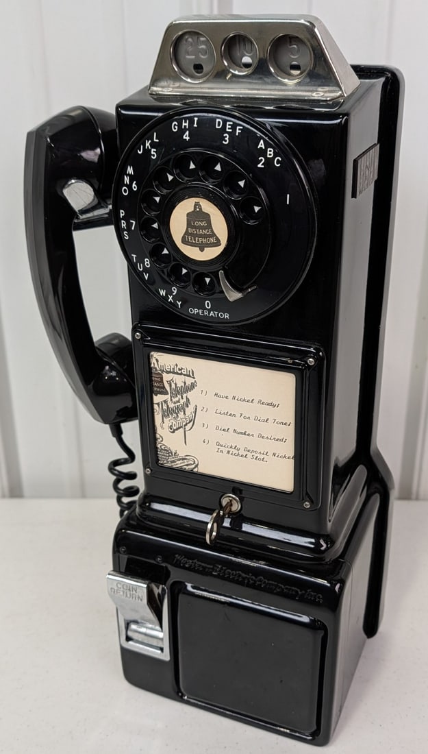 Restored Vintage Western Electric 3-Slot Coin-Op Payphone (1 of 11)