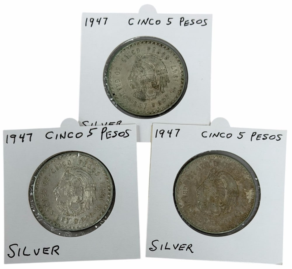 (3) 1947 Estados Unidos Mexico Five Peso 90% Silver Coins: (3) 1947 Estados Unidos Mexico Five Peso Silver Coins. The coins are in average to above average circulated condition. Each coin contains .8681 troy ounce of pure silver, total silver weight 2.6043 tr
