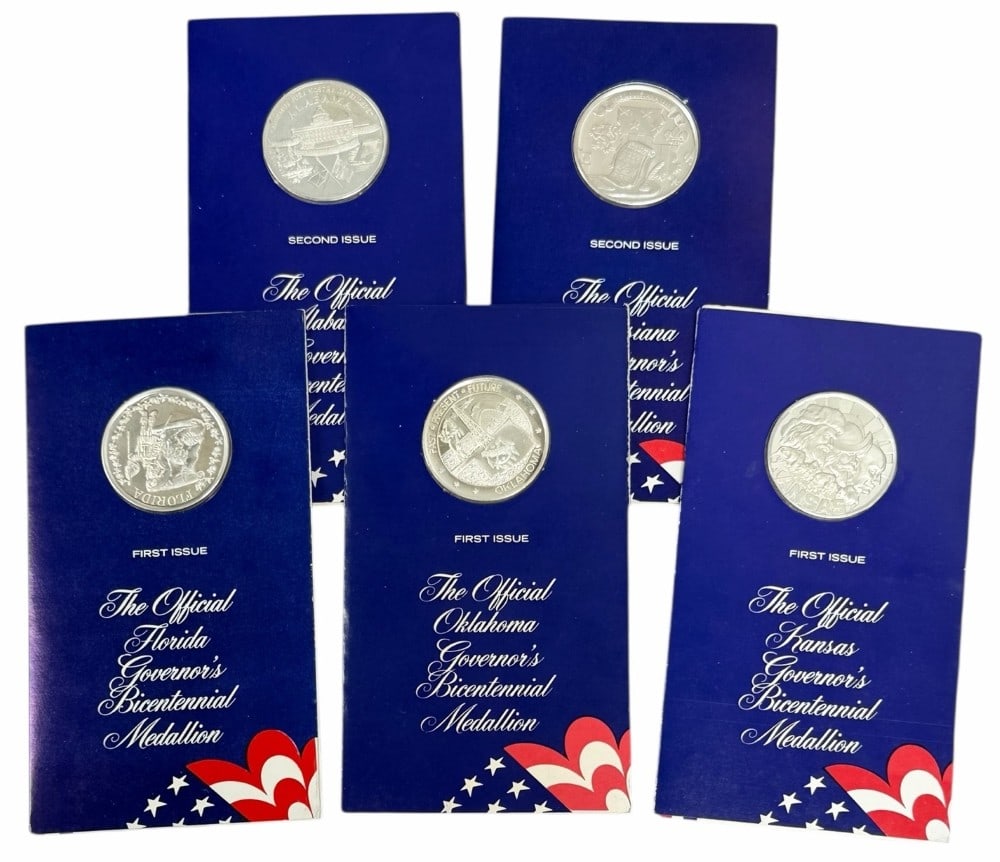 Lot Of Five The Lincoln Mint Governor's Bicentennial Sterling Silver Medallions: The Lincoln Mint Lot Of Five Governor's Bicentennial Sterling Silver Medallions. The lot includes Louisiana, Alabama, Kansas, Oklahoma, & Florida. Medals are in the original mint packaging. Each medal