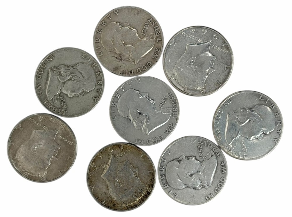 $4 Face Value Of Mixed Date 90% Silver United States Half Dollars: $4 Face Value of Mixed Date 90% Silver United States Half Dollars. 8 coins with mixed conditions, dates, and mint marks. Includes 1964 Kennedy and Franklin half dollars.