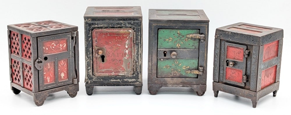 (4) J&E Stevens Cast Iron Still Safe Banks (1 of 10)