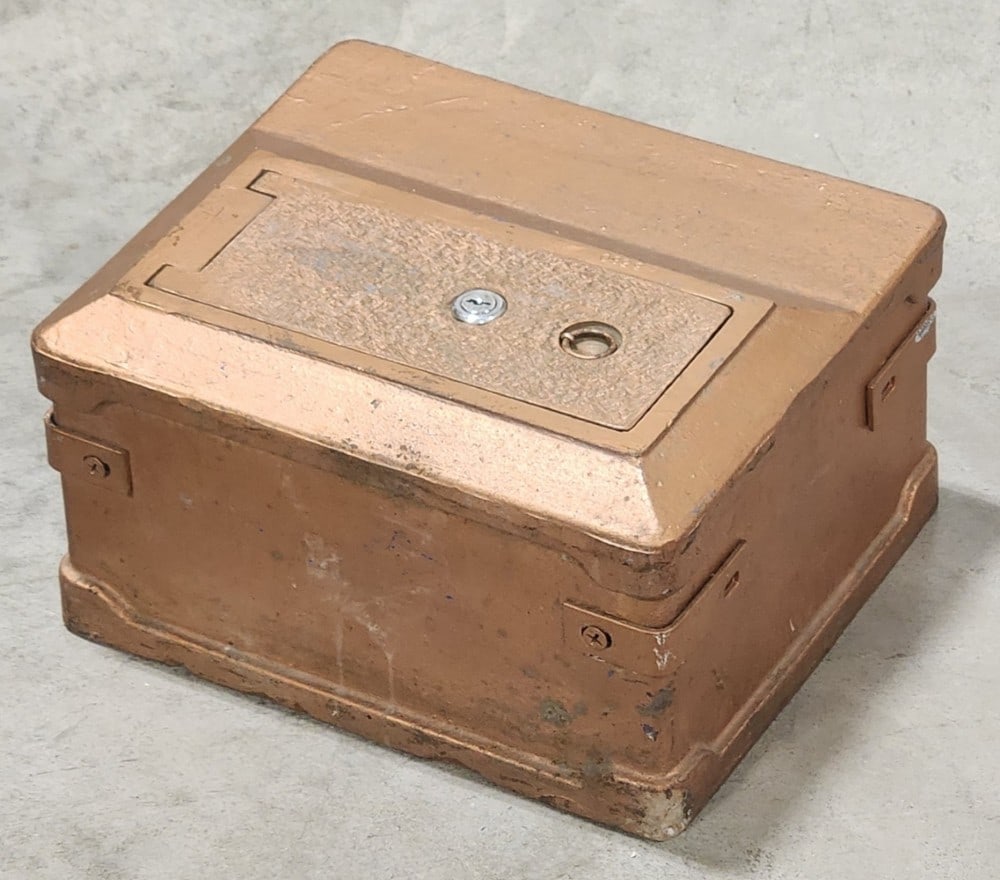 Cast Metal Strongbox Safe (1 of 7)