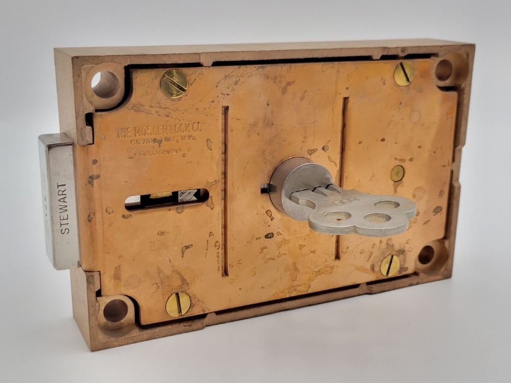 The Mosler Lock Co Safe Lock Mechanism With Key (1 of 6)
