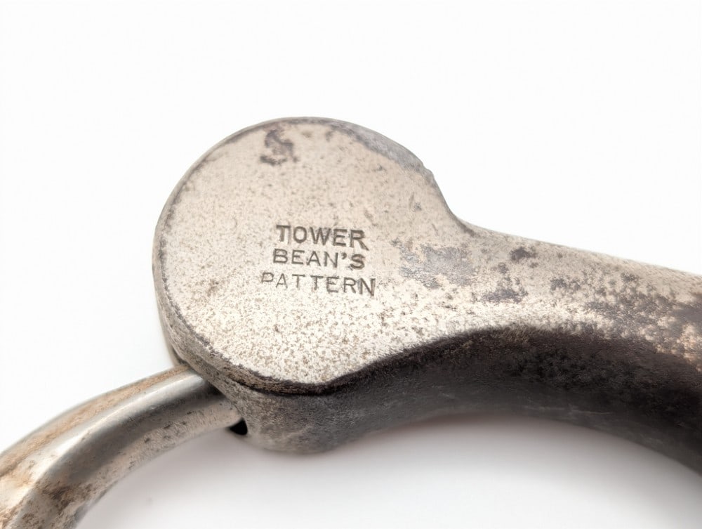 Tower Bean's Pattern Handcuffs - 3