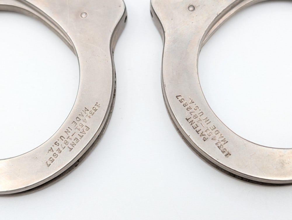 The Peerless Handcuff Co. Double Lock Handcuffs - 3