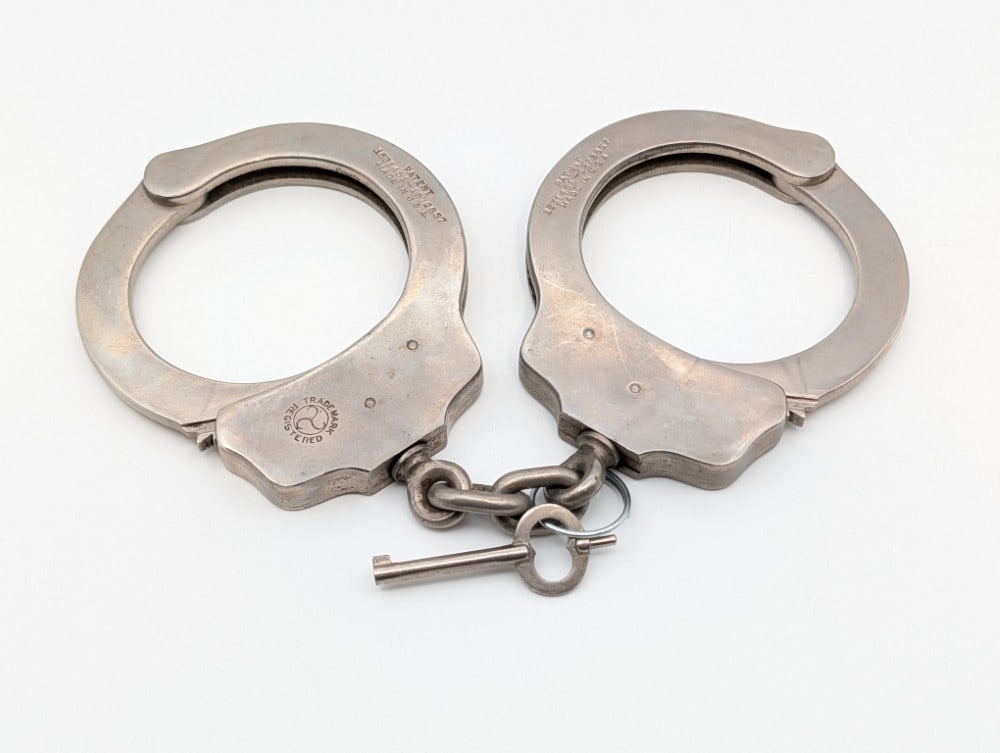 The Peerless Handcuff Co. Double Lock Handcuffs - 4