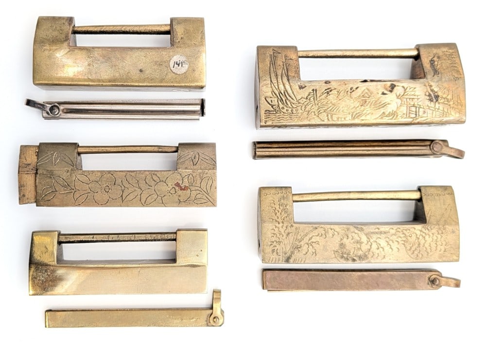 (5) Antique Brass Sliding Padlocks (1 of 11)