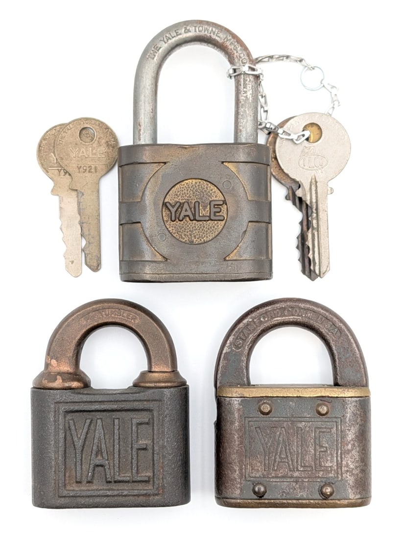 (3) Yale & Towne Padlocks (1 of 7)
