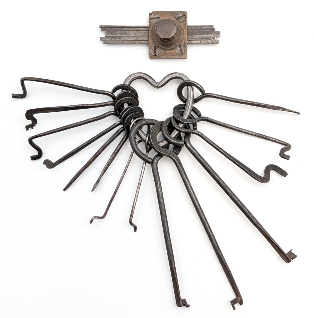 Antique Lock Picks and Jiggle Keys: Keys are in nice condition with different style picks and tension tools.