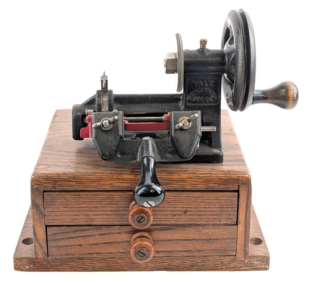 Antique Yale & Towne Manual or Belt Drive Key Cutter w/ Cabinet Base & Keys (1 of 13)