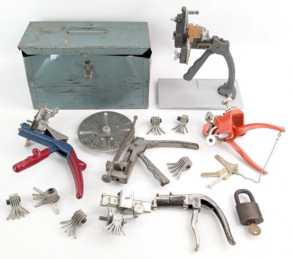 (5) Various Brand Handheld Key Cutters (1 of 14)