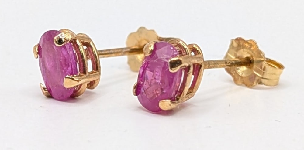 14K Gold Oval Cut Ruby Stud Earrings - 2