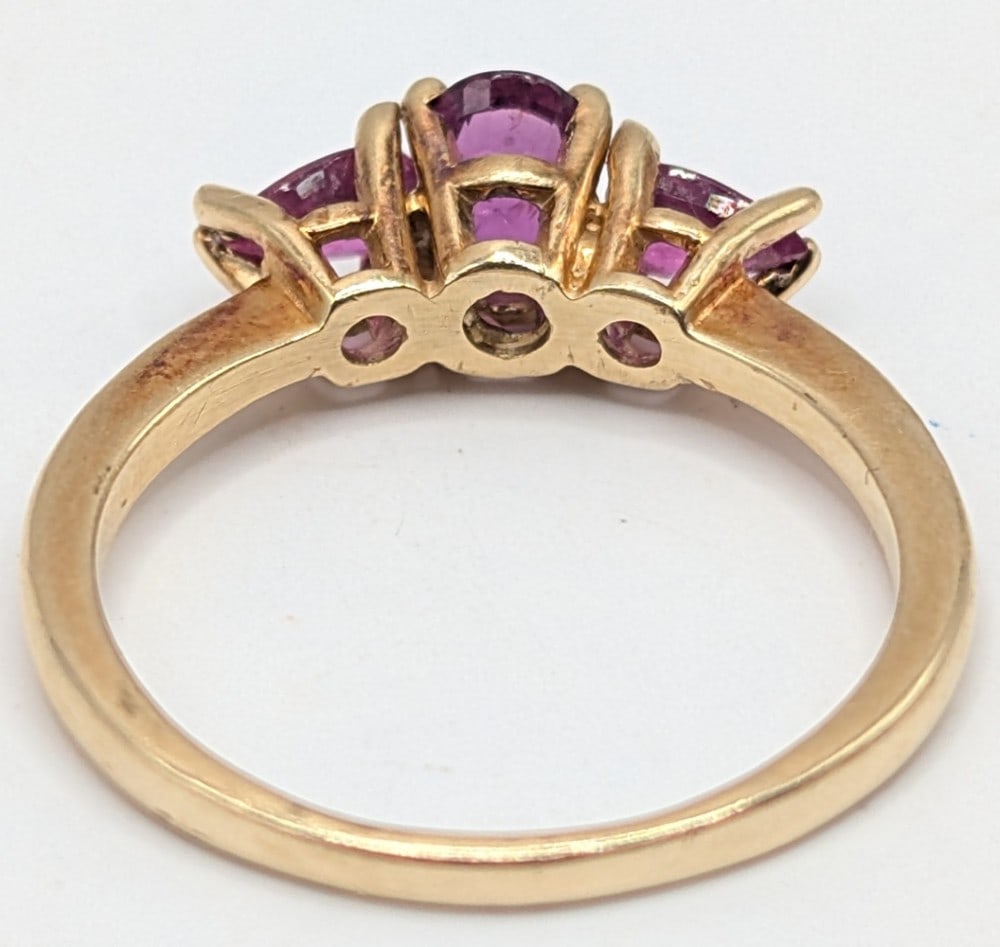14K Gold 3-Stone Ruby Ring - 4