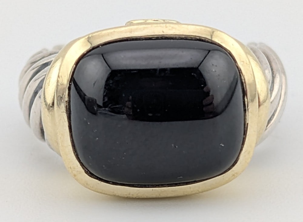 Vintage Sterling & 14K Gold David Yurman Onyx Ring: Vintage sterling silver and 14K yellow gold designer David Yurman black onyx ring. Ring is size 8.5 and weighs 10.2 grams.