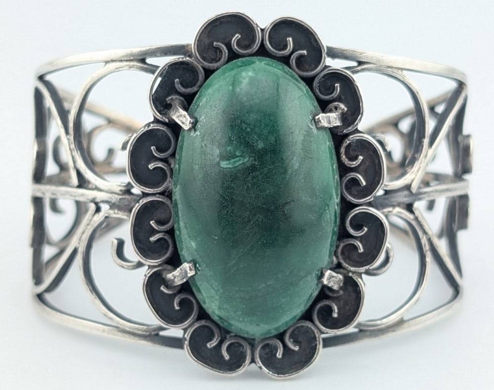 Vintage Sterling Mexican Jade Cuff Bracelet (1 of 4)