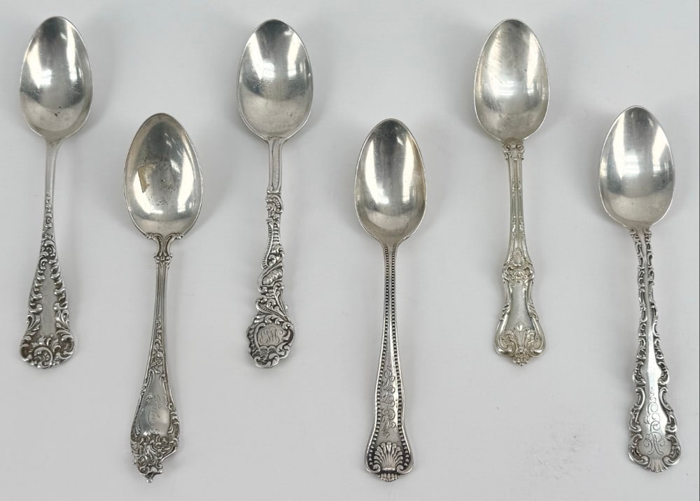 Lot Of Six Mixed Pattern Sterling Silver Teaspoons (1 of 9)