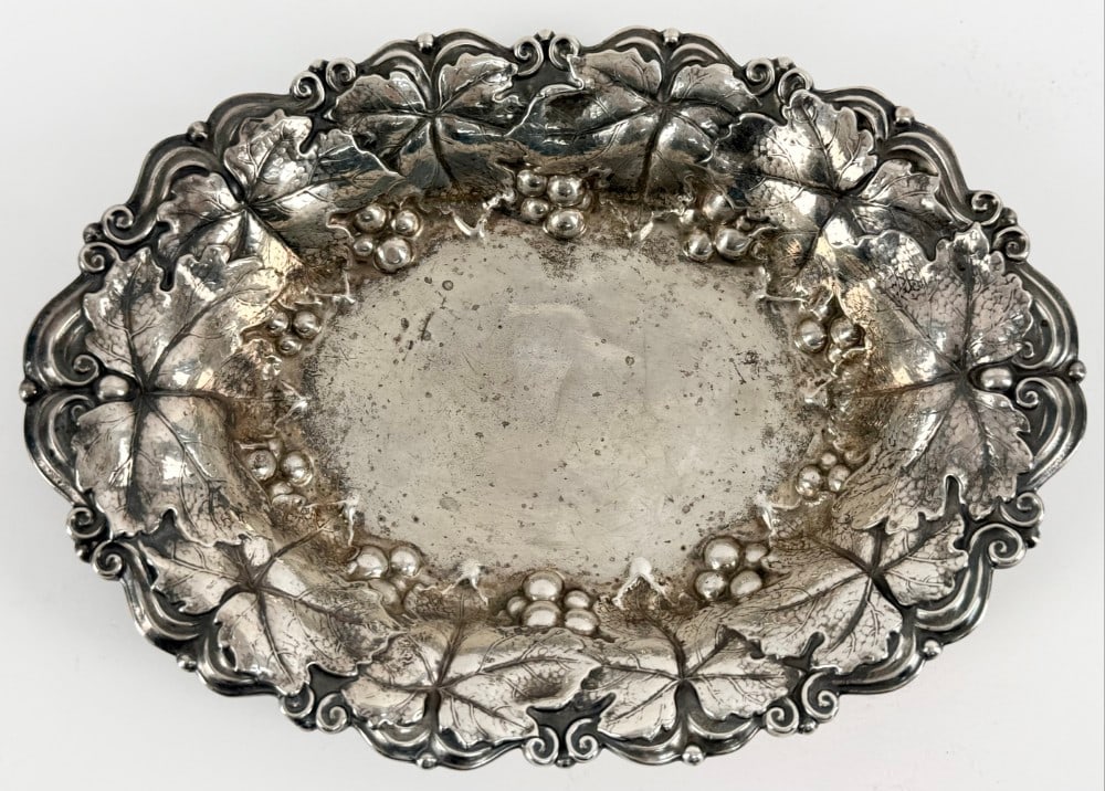 Antique Sterling Silver Art Nouveau Grape Pattern Bowl (1 of 4)