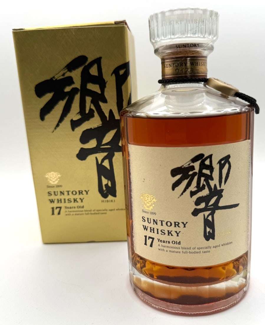 Unopened Bottle Of Hibiki Suntory 17 Years Old Blended Japanese Whisky (1 of 9)