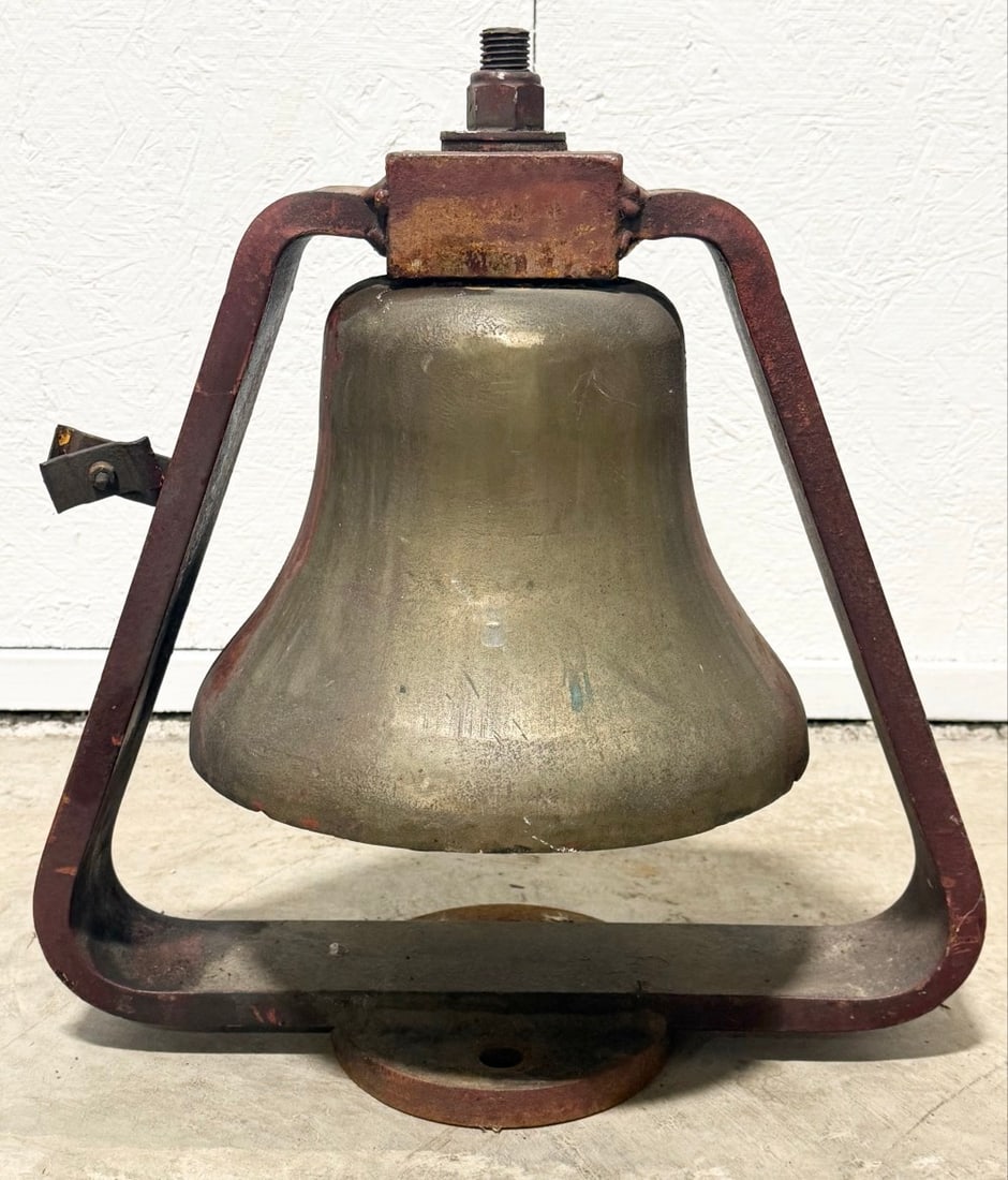 Vintage Electro-Motive Division Brass Locomotive Bell (1 of 6)