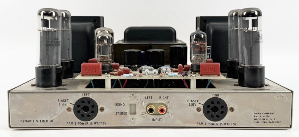 Dynaco Dynakit Stereo 70 2-Channel Tube Amplifier: Dynaco Dynakit Stereo 70 2-Channel Tube Amplifier. 35 Watts x 2 Channels. Manufactured from 1959 into the 1970's. The unit powers-up and shows some average use wear. Measures approximately 6" tall x 1