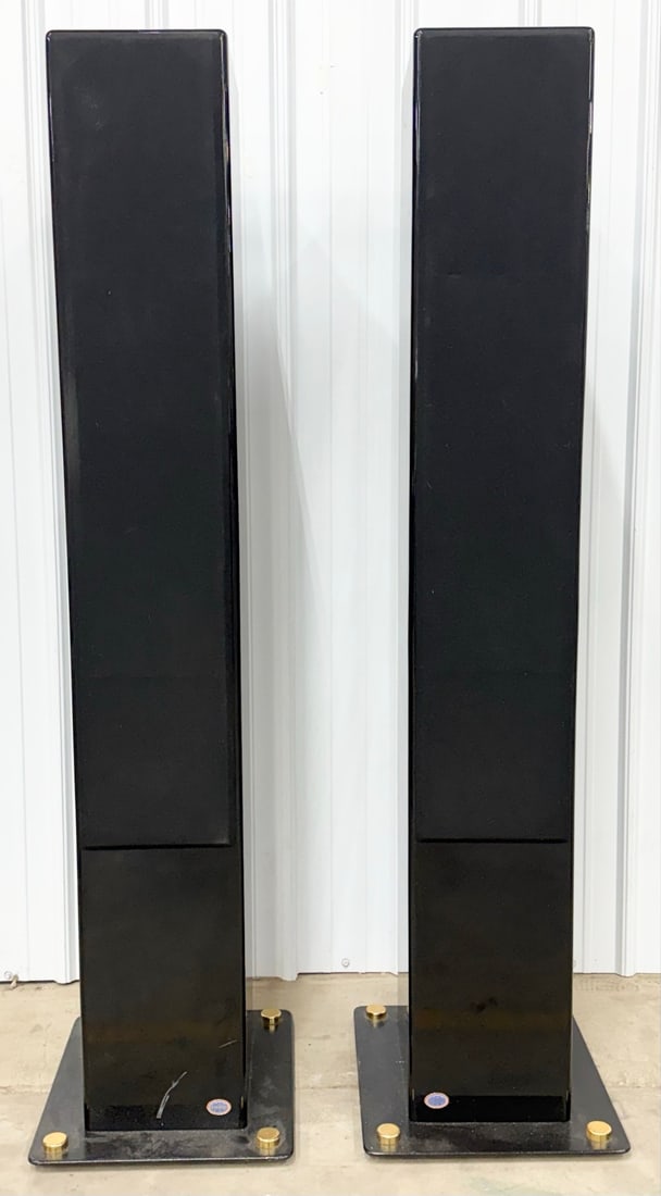 Pair Of Tall Amrita 5-Way Floor-Standing Loudspeakers: Pair Of Tall Amrita 5-Way Floor-Standing Loudspeakers. Amrita speakers were made in New Hampshire in the 1990's, the company is now out of business. The speakers feature a (4) 5-1/2" speakers and a 1"
