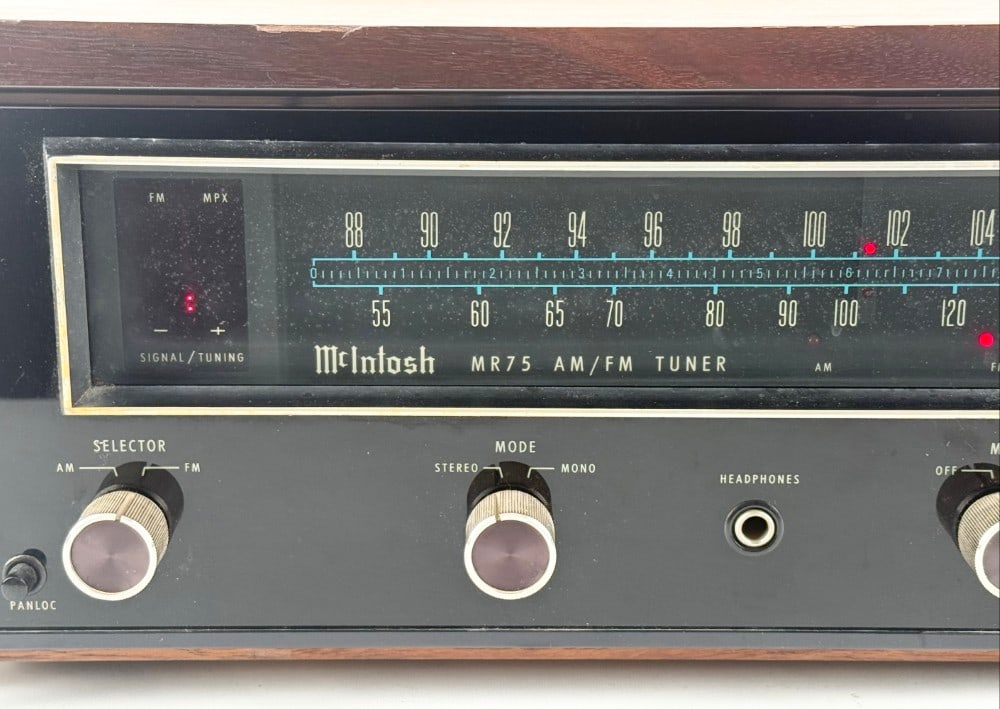 McIntosh MR 75 Solid State AM/FM Tuner - 2