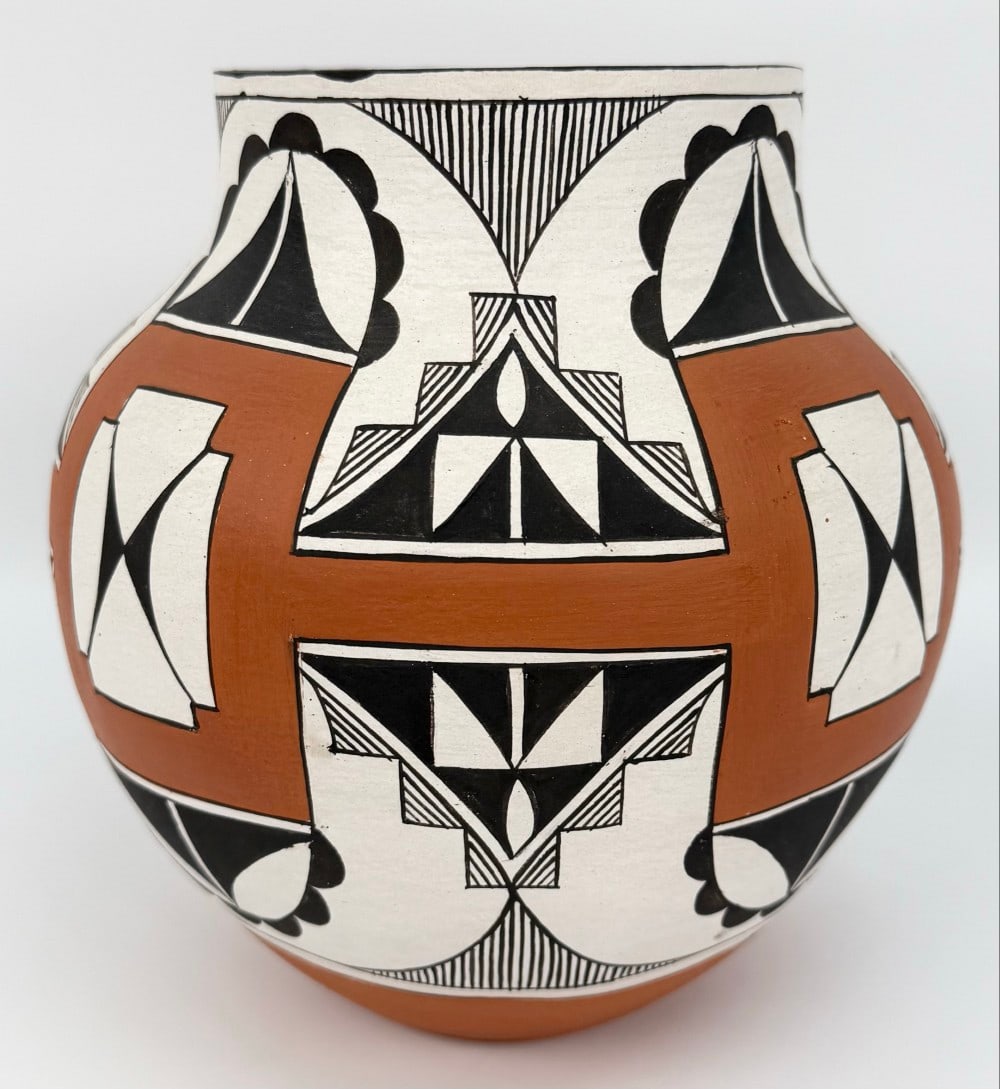 Lee Ann Cheromiah Laguna Pueblo Polychrome Pottery Olla (1 of 5)