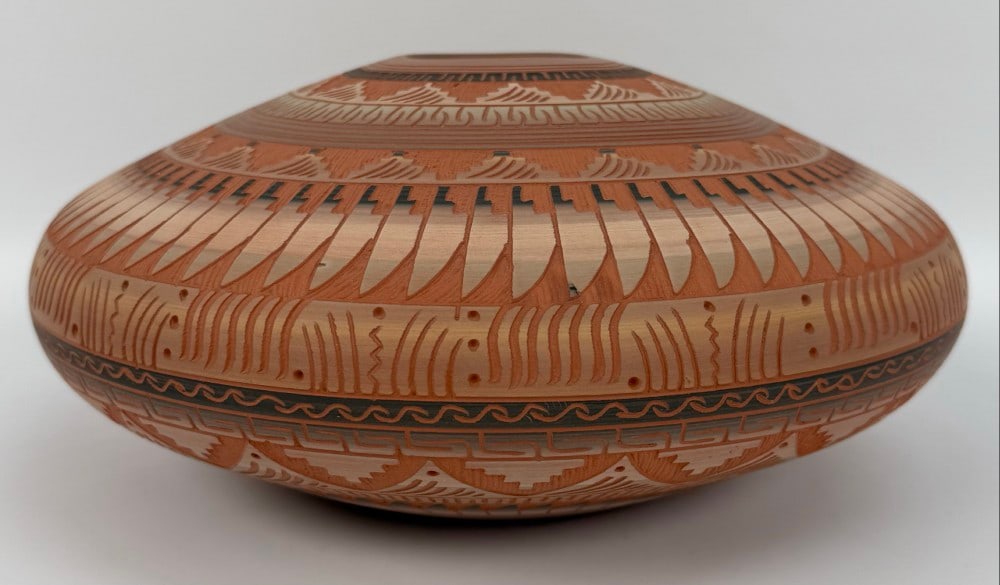 Hilda Whitegoat Navajo Etched Pottery Flat Pot (1 of 4)