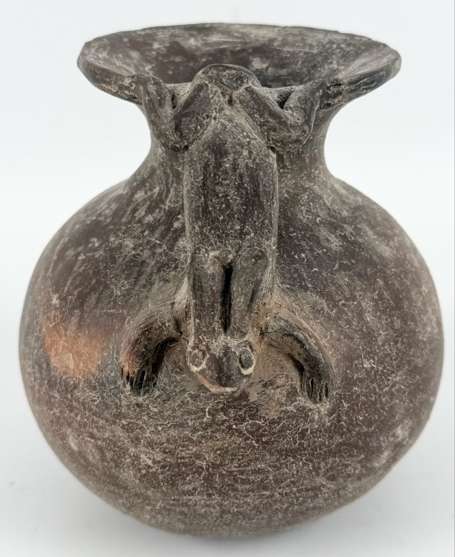 Native American Mississippian Rabbit Handle Water Vessel (1 of 5)