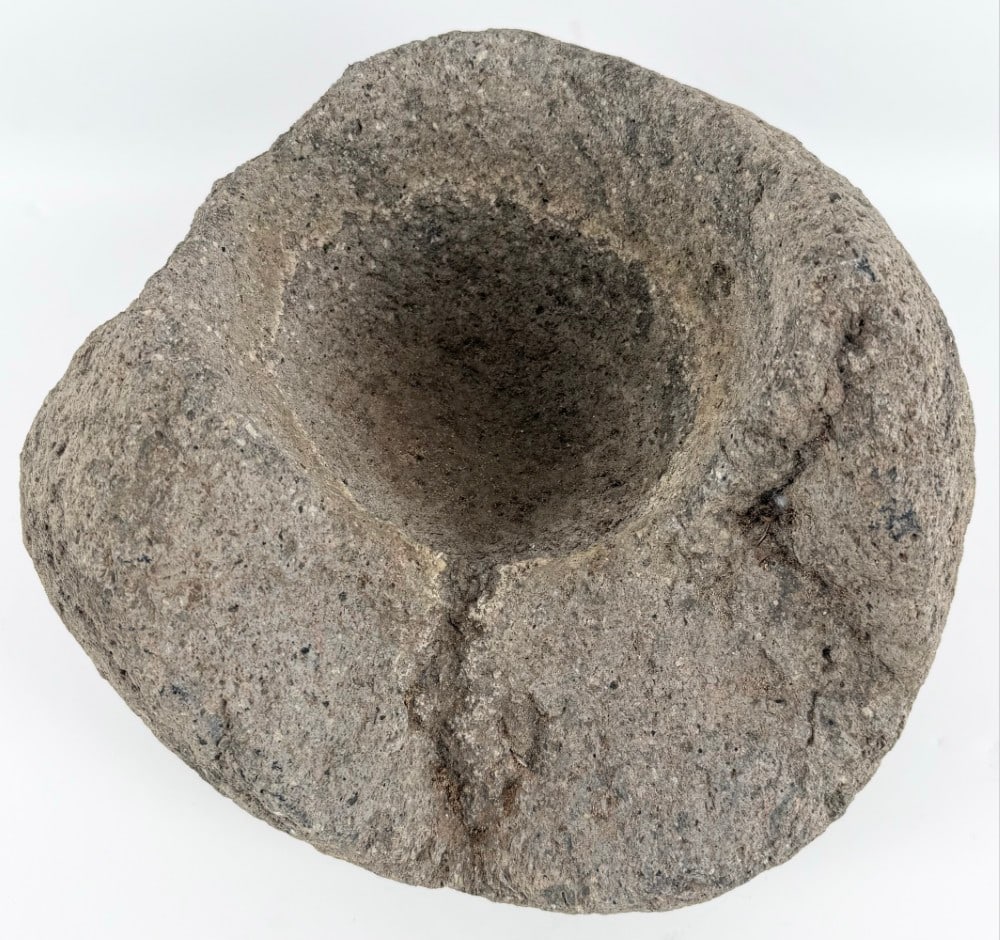 Large Native American Artifact Grinding Stone (1 of 4)