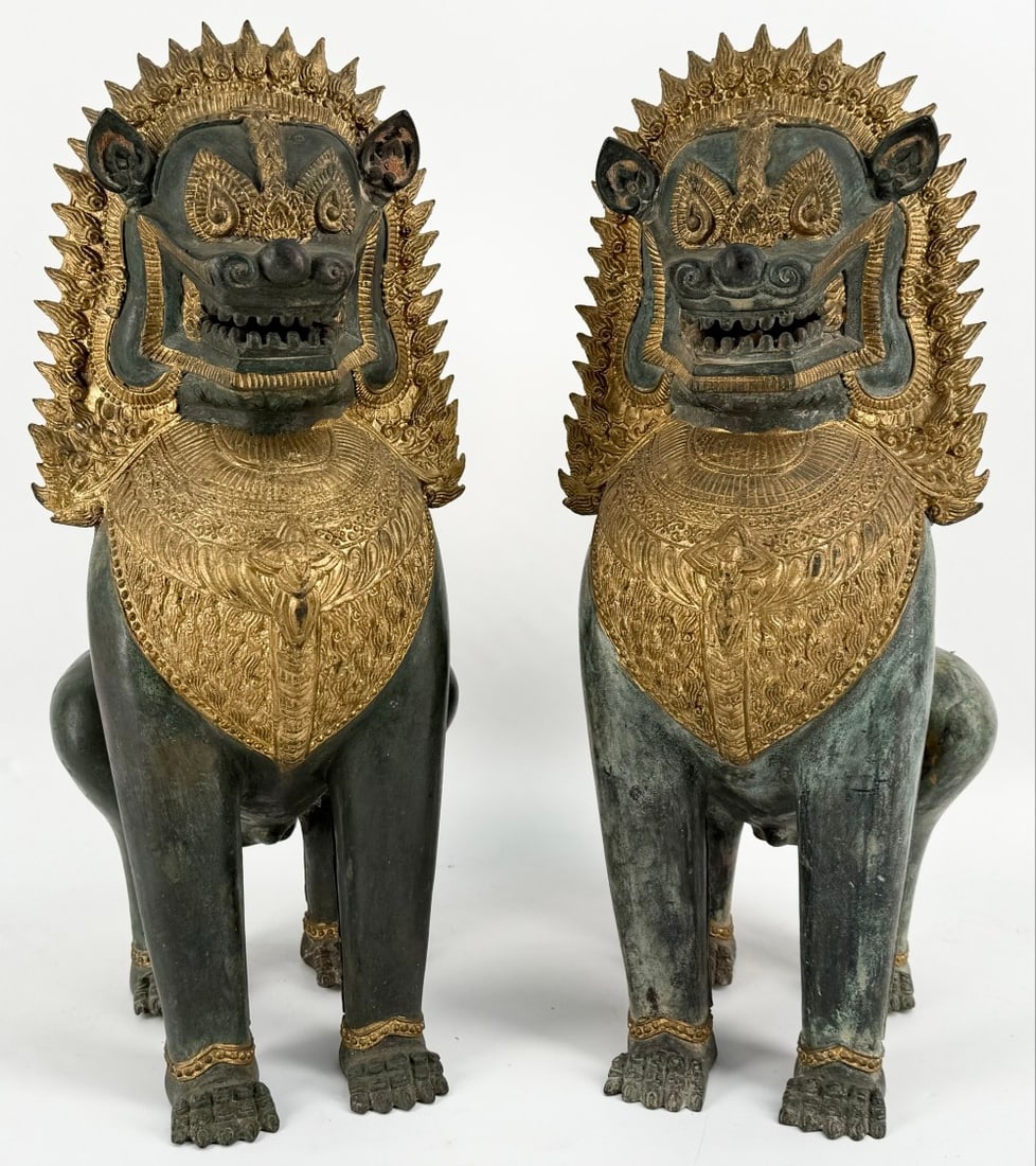 Pair Of Vintage Gilt Patinated Bronze Thai "Shigha" Guardian Lions / Foo Dogs (1 of 11)
