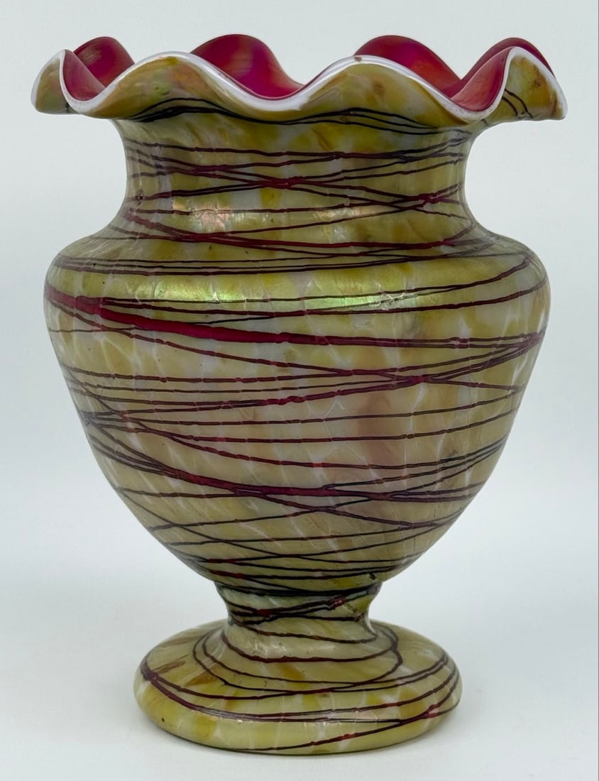 Antique Wilhelm Kralik Sohne Threaded Art Glass Vase (1 of 4)