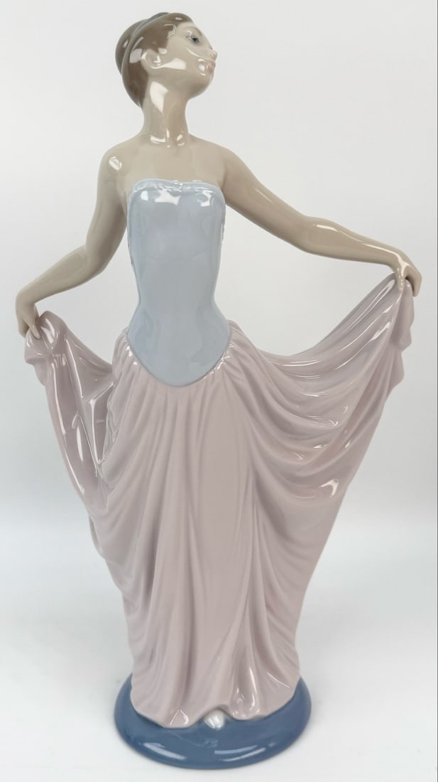 Lladro "Dancer" Porcelain Figure #5050 In Box (1 of 8)