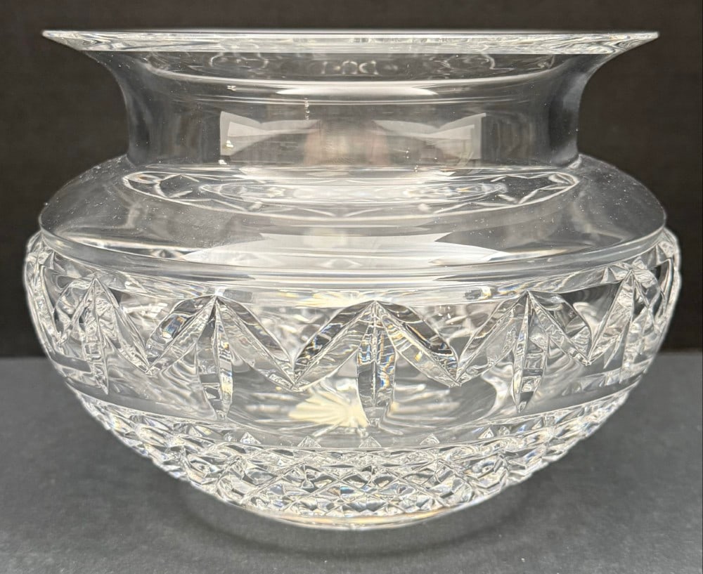 New In Box Waterford Crystal Ballina 8" Bowl (1 of 5)