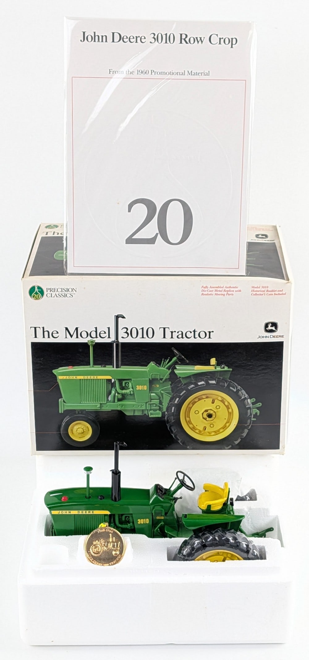 1/16 Ertl John Deere Model 3010 Narrow Front Tractor Precision Series #20 (1 of 10)