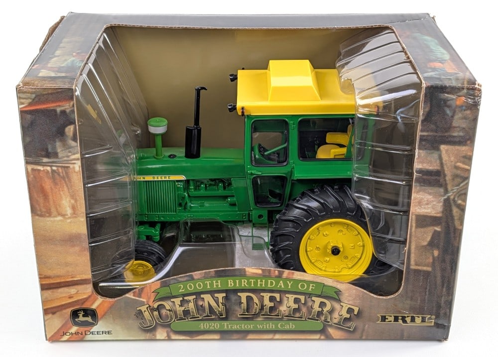 1/16 Ertl John Deere 4020 Tractor with Cab 200th Birthday of John Deere (1 of 9)