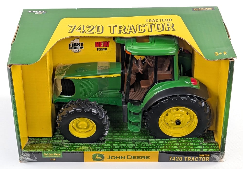 1/16 Ertl John Deere 7420 Tractor: 1/16 Ertl John Deere 7420 tractor. First Production Edition. Good condition new in the box.