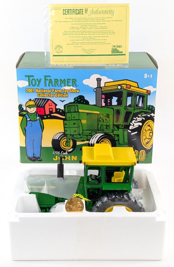 1/16 Ertl John Deere 4520 Diesel Tractor 2001 National Farm Toy Show Edition: 1/16 Ertl John Deere 4520 diesel tractor with cab. 2001 National Farm Toy Show Edition. Good condition new in the box. It comes with the certificate of authenticity and collector's coin.