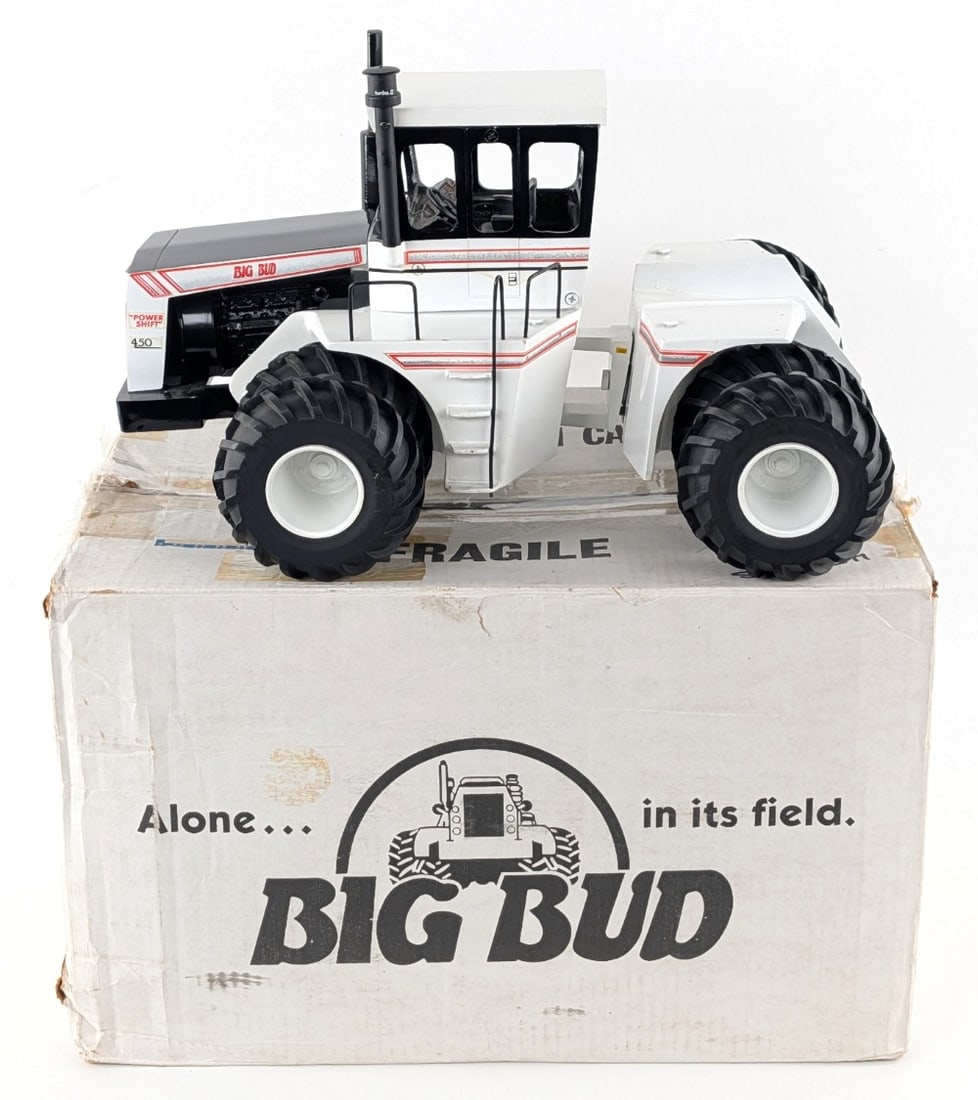 Custom 1/16 Big Bud 450 Power Shift 4wd Tractor (1 of 11)