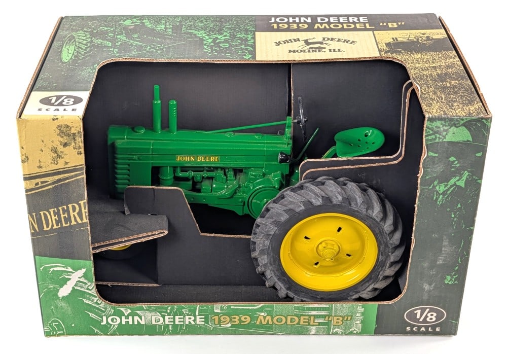 1/8 Scale Models 1939 John Deere Model "B" Narrow Front Tractor: 1/8 Scale Models 1939 John Deere Model "B" narrow front tractor. Good condition new in the box. The box shows light wear from storage.