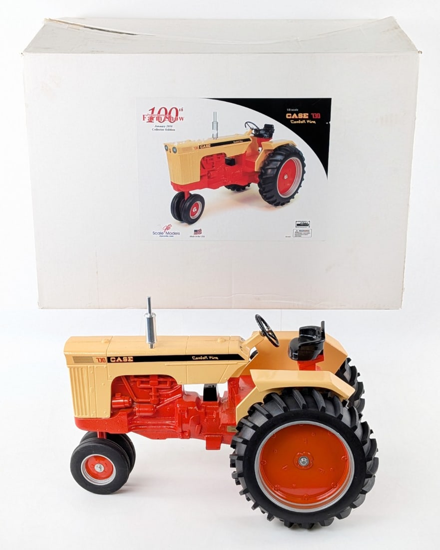 1/8 Scale Models Case 730 Comfort King Narrow Front Tractor (1 of 11)